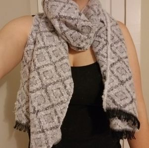 NWT Altare Muffler Scarf